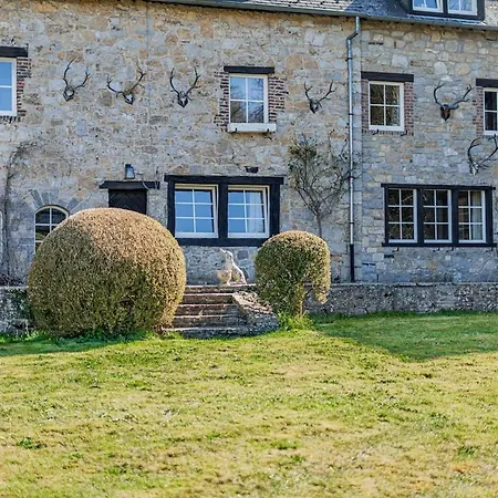 Chez Gaston - Veves Villa *